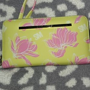 Large steve madden wallet